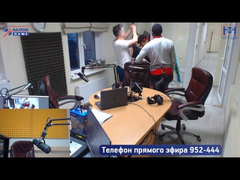 Все свои Борис Тсала и Джудит Мвенда, студенты