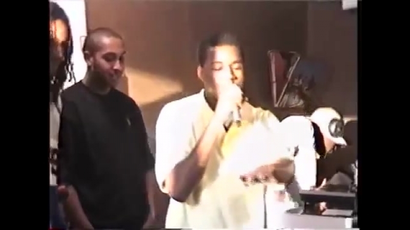 Video Rare Footage Of 19 Year Old Kanye West Spitting A Freestyle At Fat Beats O
