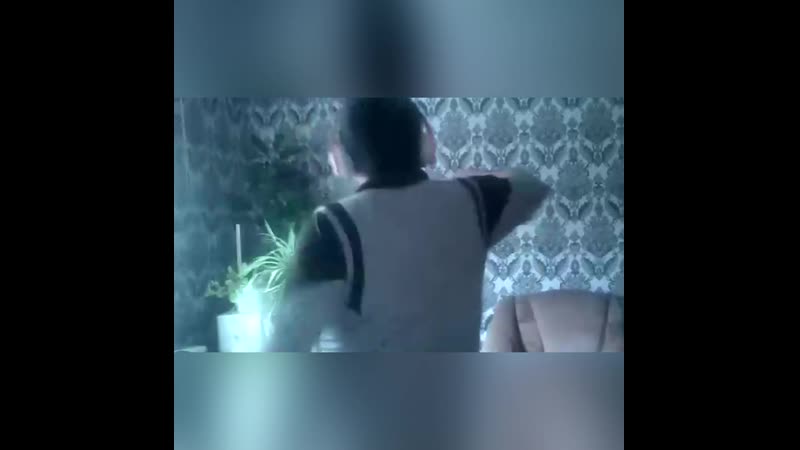 Застукала
