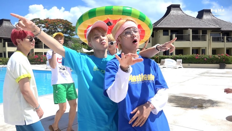 2020 FESTA BTS (방탄소년단) Airplane ( Summer ver. ) 2018 SUMMER PACKAGE in