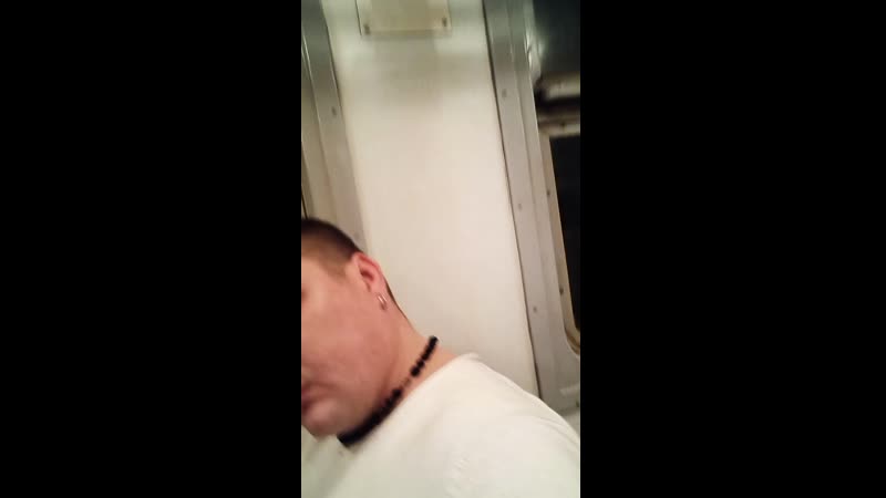 Еду сонный в электричке DP 2003