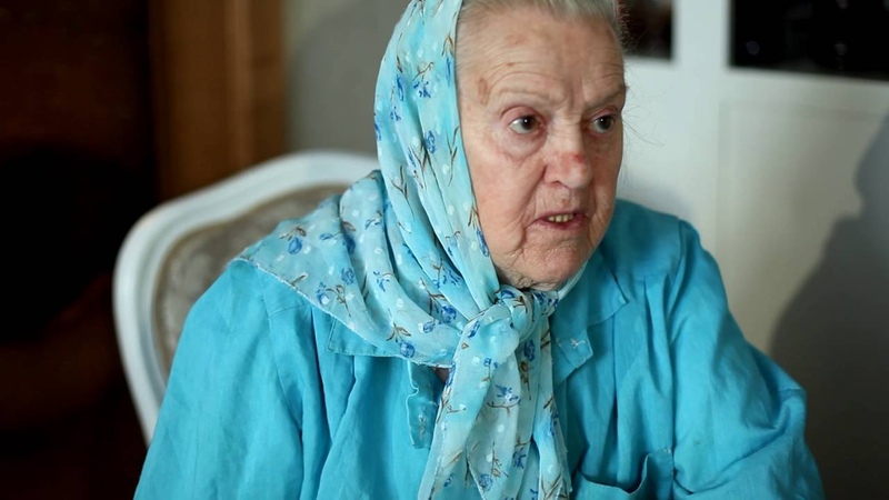 Зайцева Елена Федоровна и ее внук Василий Васильевич