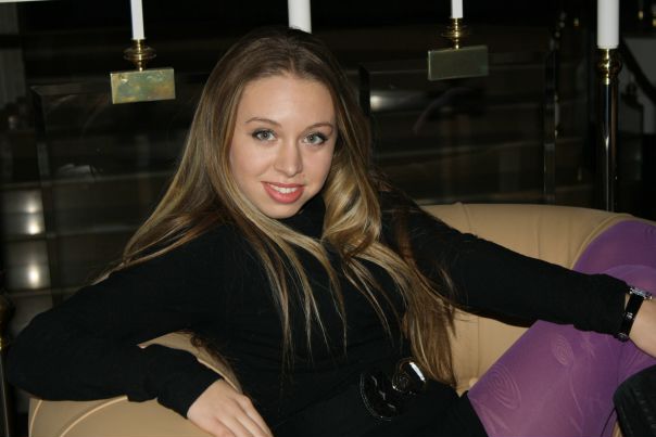 №10, Манюня №10, Манюня