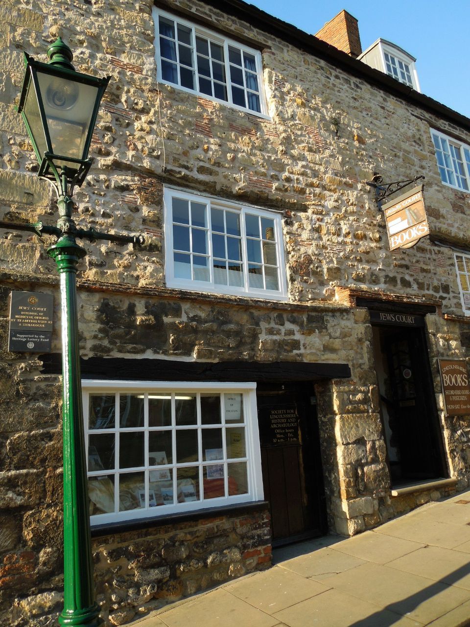 Julia Anttonen | Lincoln