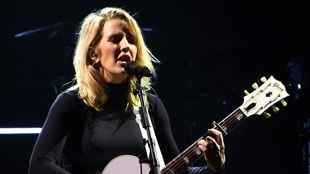 Ellie Goulding Devotion live Liverpool Echo Arena 10 03