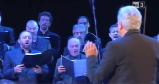 (4733) Bella ciao 1 Maggio 2011 Roma - YouTube