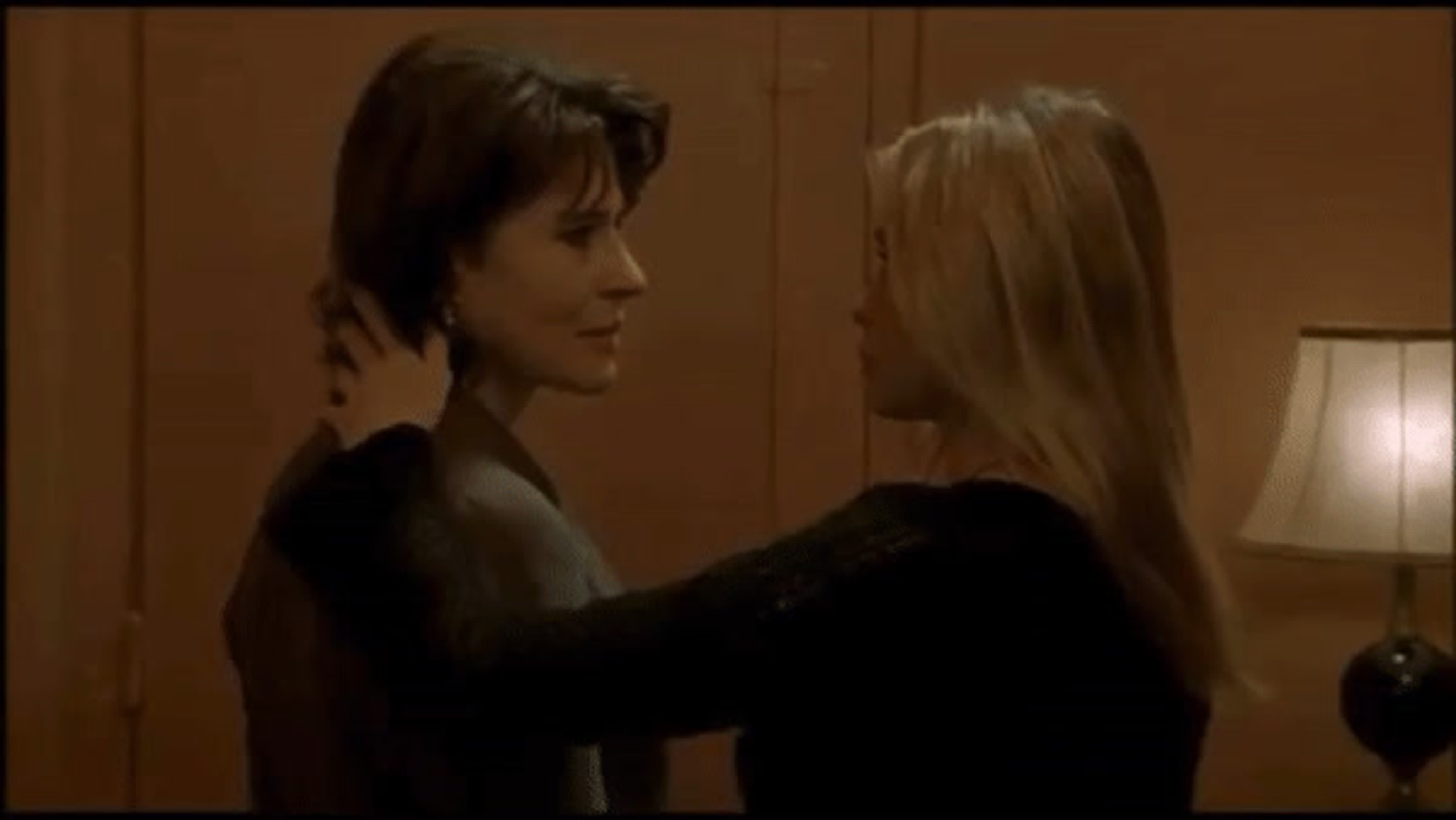 Натали / Nathalie (2003) Анн Фонтен