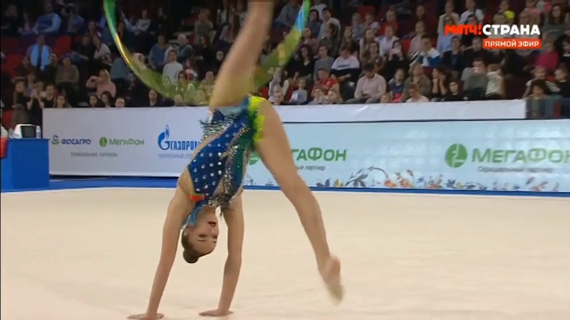Anastasia SALOS ( AA) hoop Grand Prix Moscow