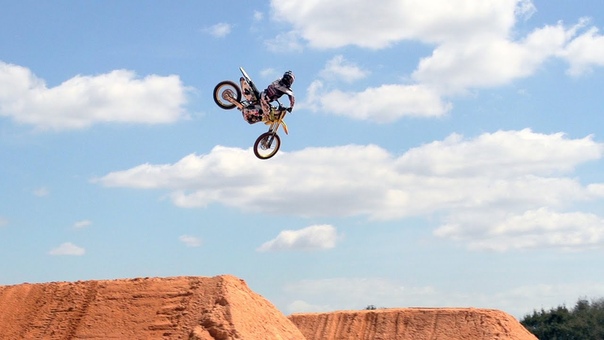 Racer X Films: Blake Baggett riding El Chupacabra Ranch