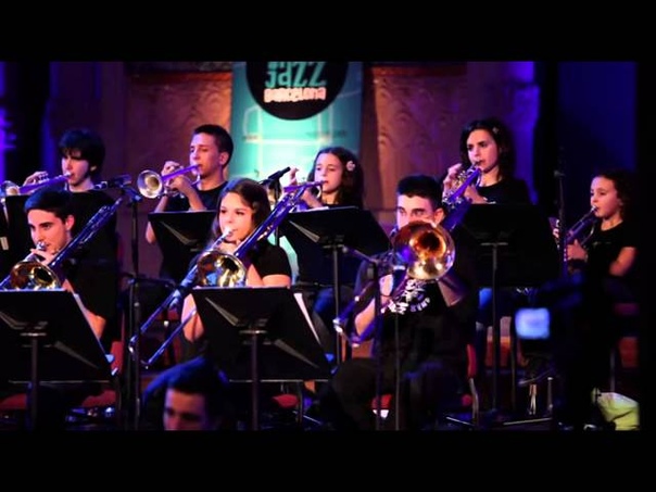 BOOGIES BLUES SANT ANDREU JAZZ BAND EVA FERNANDEZ con WYCLIFFE GORDON trombon JOAN CHAMORRO360p