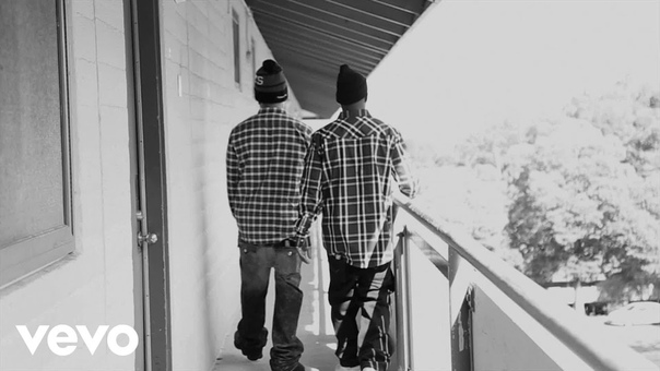 Vellione Hennessy Dont Help ft. 4r