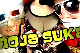 Chwytak & Dj Wiktor - Moja suka ( Weekend - Ona tańczy dla mnie - parodia :)