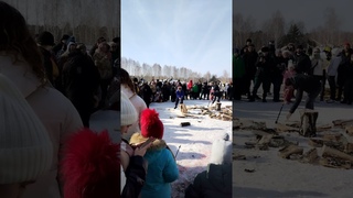 Берёзовая чурка не хотела. поддаваться даже. Атаману!