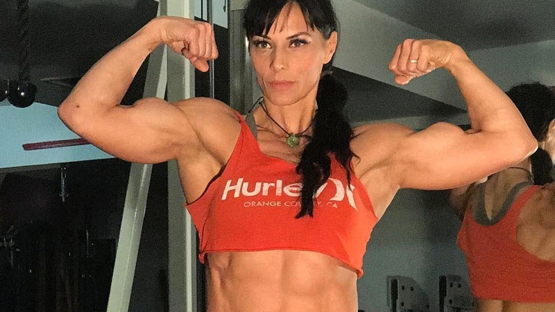 50 years young muscle woman Deidre