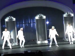 121109 FANCAM BIGBANG NJ Entrance Still Alive+Tonight+Hands Up