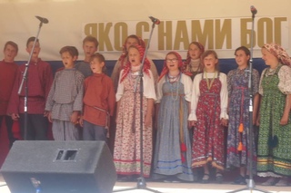 Выступление фольклорного ансамбля «Улейма» на православном фестивале