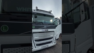 Тонирование тягача Volvo, атермальной пленкой Quantum arctic green 76%