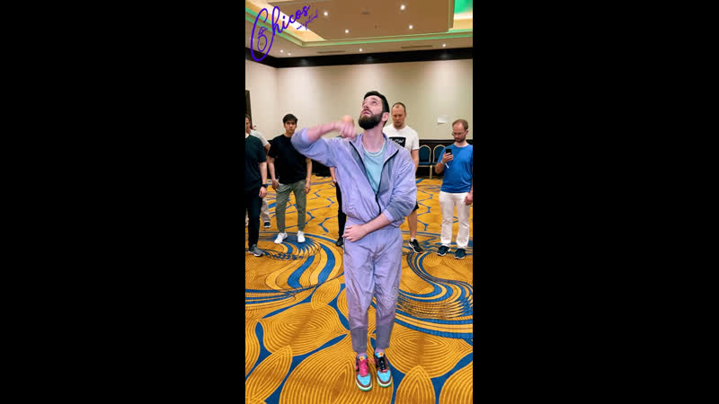 Видео от Chicas,