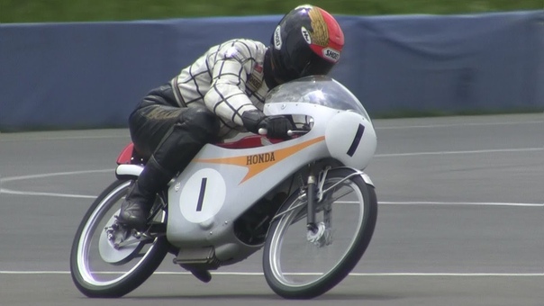 Honda RC116 (1966) vol. 1 2 Cylinder 50cc GP