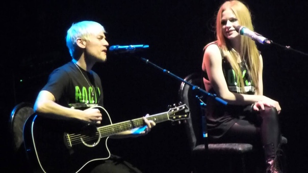 Evan Taubenfeld Avril Lavigne The Best Years of Our Lives , Winnipeg MTS Center 2011