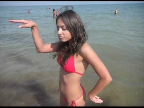 Alina Karina ( Holidays in Italy) Fashion