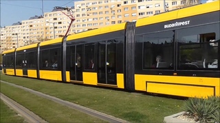 The world’s longest tramcar in Budapest - Weltweit längste Straßenbahn - CAF Urbos