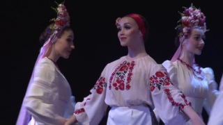 Украинский женский лирический хоровод «Калина». Ukrainian lyrical round dance “Kalina“.