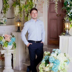 Андрей Макаров