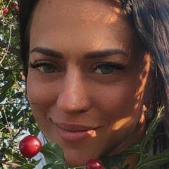 Алина Такиева