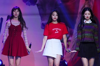 [4K] 171019 구구단 미나 직캠 ’Good Boy(굿보이)’ gugudan Fancam @홍천인삼 한우 명품축제 도시산림공