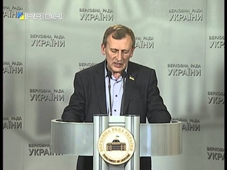 Брифінг . Олександр Сугоняко