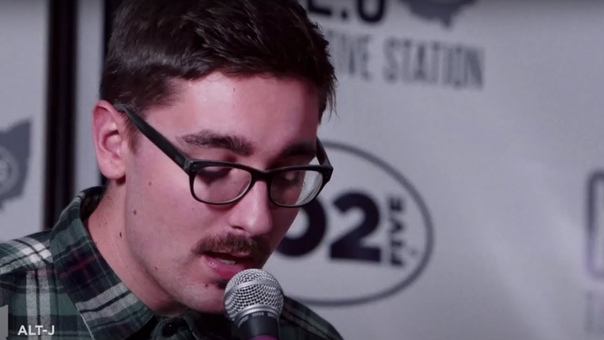 Alt J Every Other Freckle live in the CD102. 5 Big