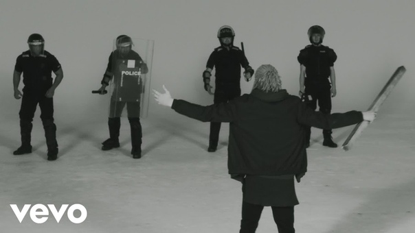 Chase Status Control (feat. Slaves)